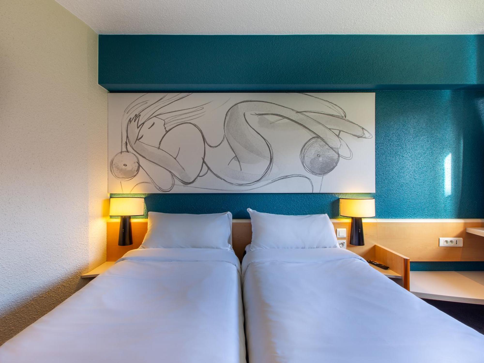 B&B Hotel Orleans Nord Саран Экстерьер фото